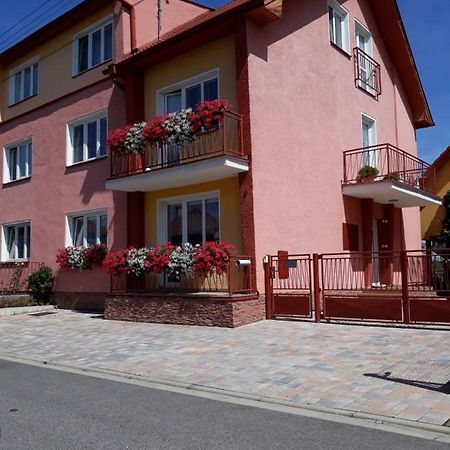 Apartmany Boss Ліптовський Мікулаш Екстер'єр фото