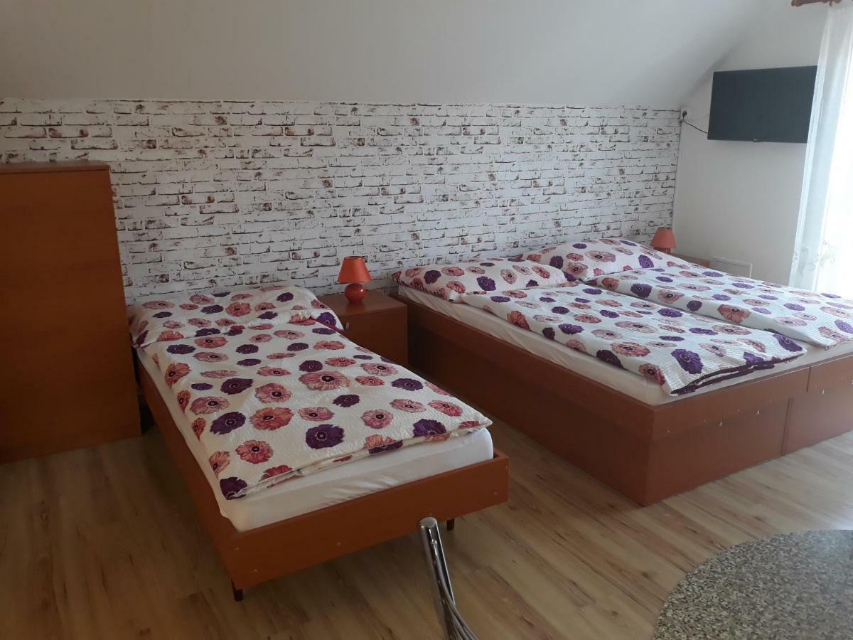Apartmany Boss Ліптовський Мікулаш Екстер'єр фото