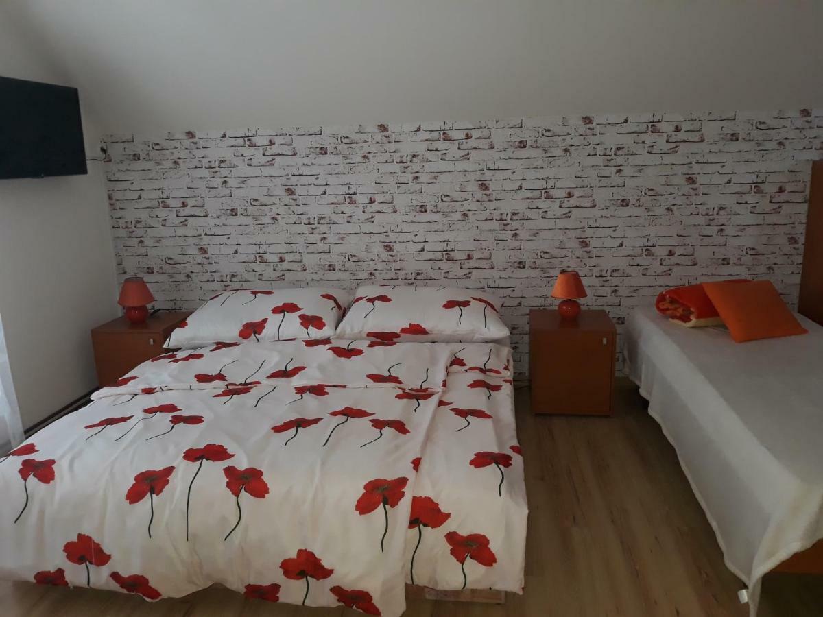 Apartmany Boss Ліптовський Мікулаш Екстер'єр фото